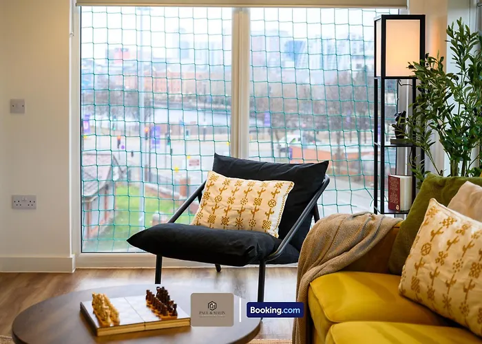 Centrally Located Flat By Paul & Malin Properties Short Lets & Serviced Accommodation Salford Ideal For Contractor Stay Daire *