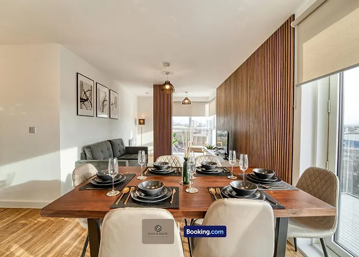 Appartamento 3 Bedroom By Paul & Malin Short Lets & Serviced Stretford With Gym Access Manchester