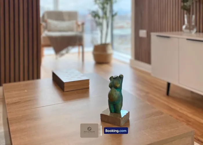 Appartamento 3 Bedroom By Paul & Malin Short Lets & Serviced Stretford With Gym Access *