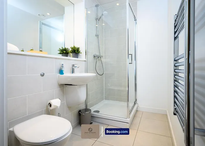 Lägenhet Hotel-Quality Flat By Paul & Malin Properties Short Term Rental Salford With Great City Access Manchester