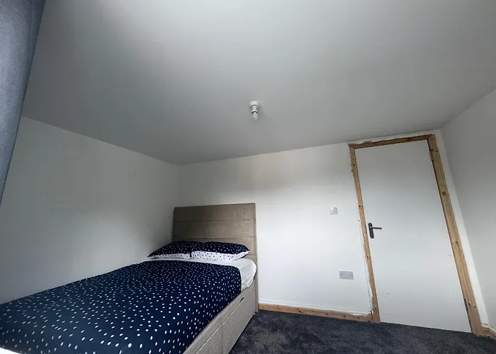 Guest house M12 Levenshulme Luxury Newly Renovated Manchester