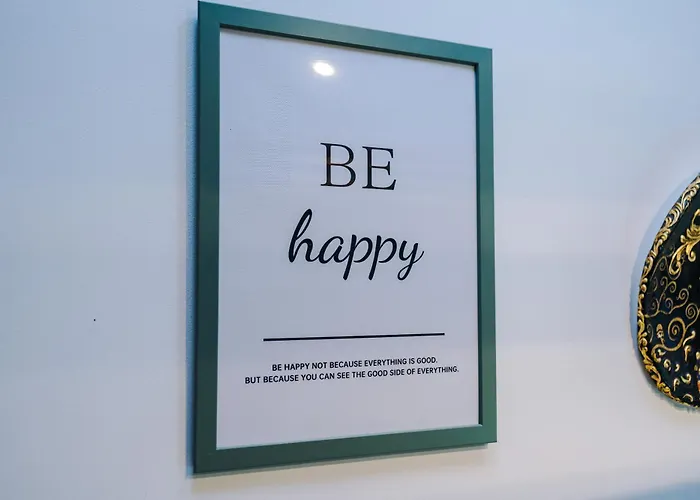 Mcr 2br 2ba, Parking, Wifi, Full Kitchen * 맨체스터