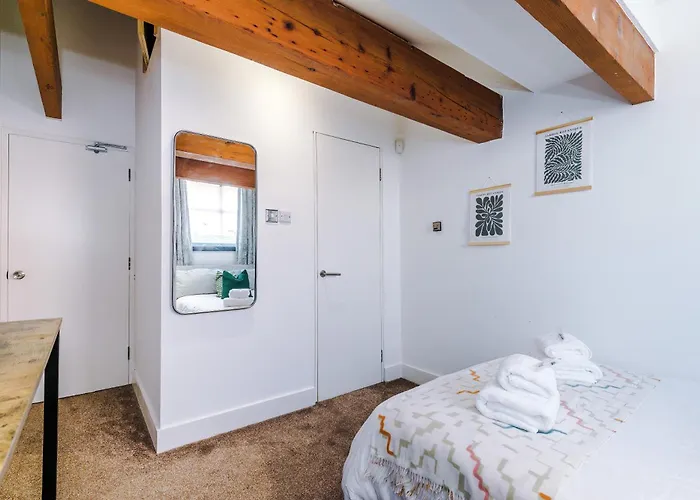 Apartamento Mcr 2br 2ba, Parking, Wifi, Full Kitchen Mánchester