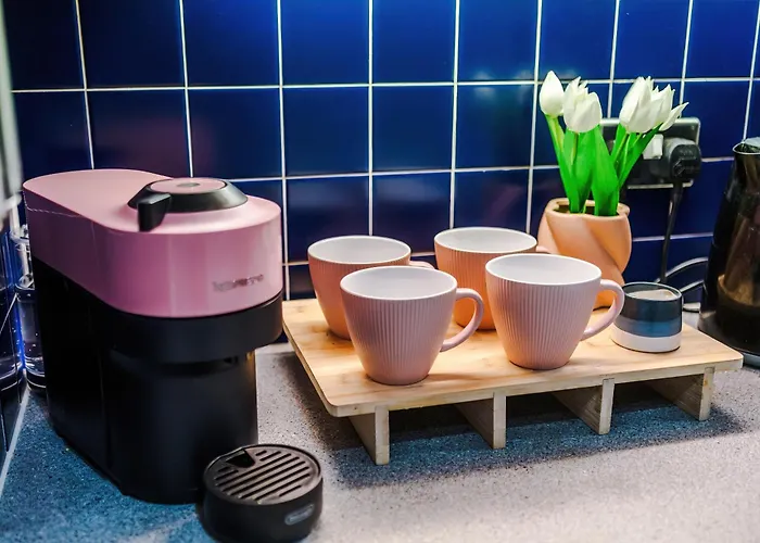 Mcr 2br 2ba, Parking, Wifi, Full Kitchen * 맨체스터