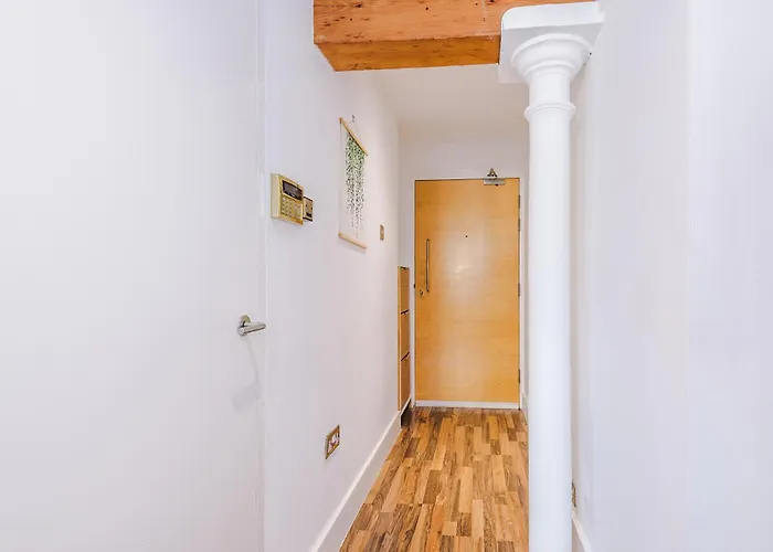 Apartamento Mcr 2br 2ba, Parking, Wifi, Full Kitchen *