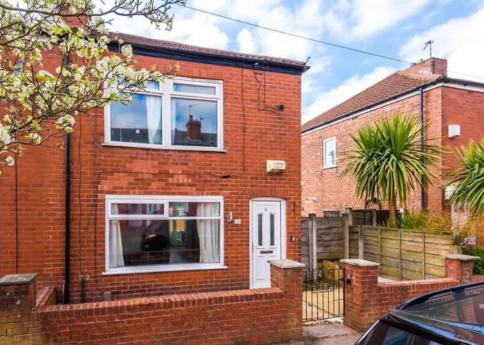 Stylish 3br-colourful-sleeps 5 * Manchester