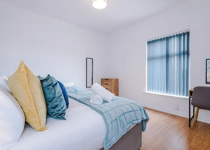 Spacious 2-Bed Home 5Mins To Co-Op Live & Etihad Campus W Free Parking * Mánchester