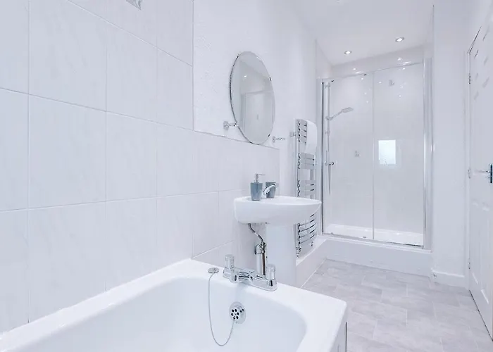 Spacious 2-Bed Home 5Mins To Co-Op Live & Etihad Campus W Free Parking * Mánchester