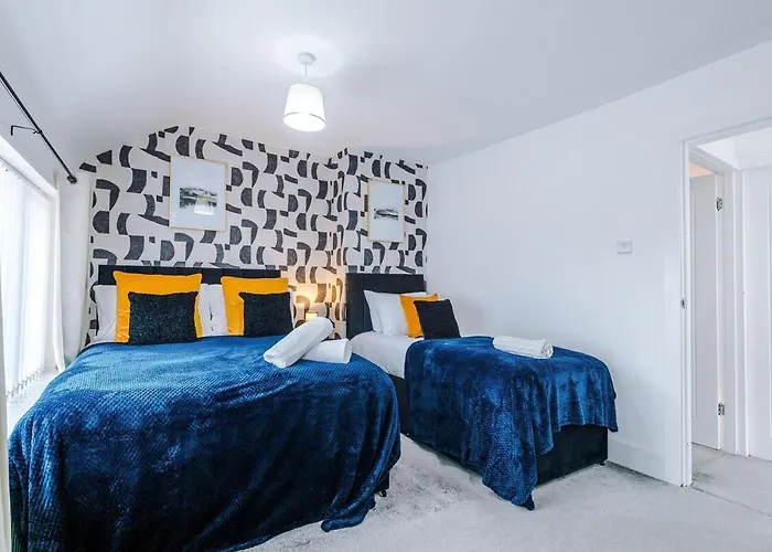 3br Fully-equipped House With Free Wifi & Parking Manchester