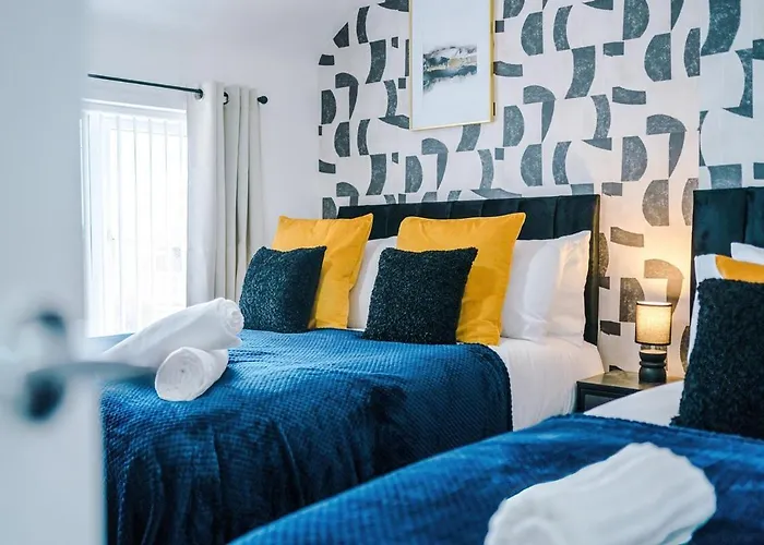 Vakantiehuis 3br Fully-equipped House With Free Wifi & Parking *