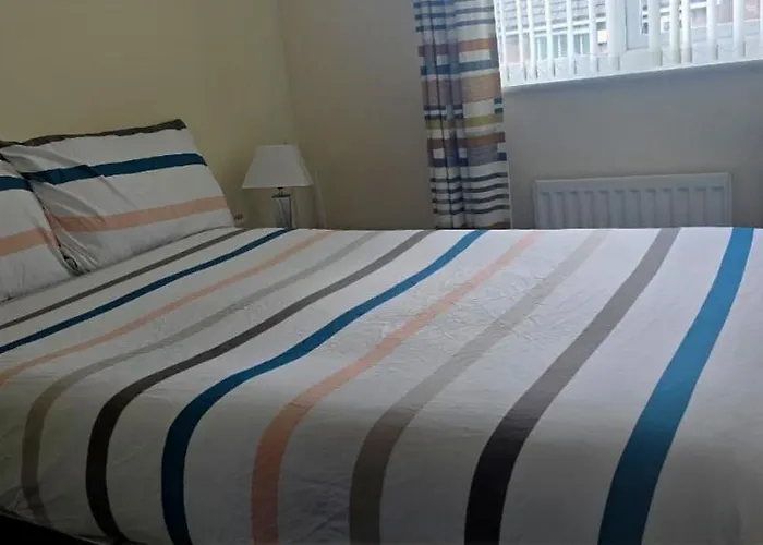 Residential Within Easy Reach Of Town Appartement Manchester