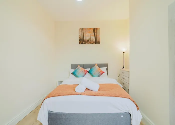 Entire 3 Bedroom House, Salford 20 Apartament Manchester