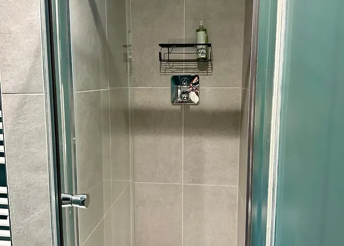 아파트 Cute 1 Bed Duplex With Balcony 맨체스터