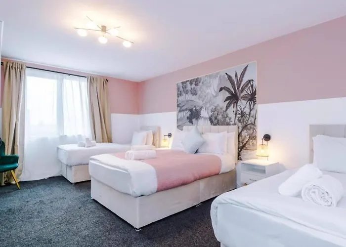 Budget Friendly Private - Free Parking 아파트 맨체스터