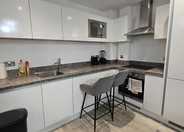 Mega9 Luxury 2bedrooms - 2baths, 2toilets