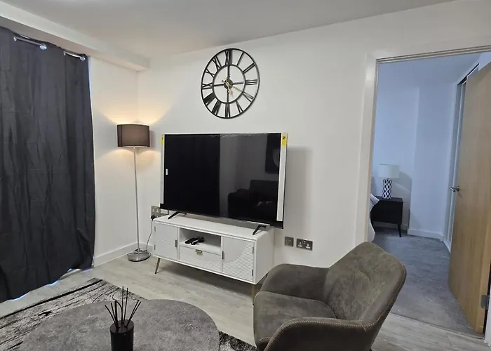 Mega9 Luxury 2bedrooms - 2baths, 2toilets 아파트 *