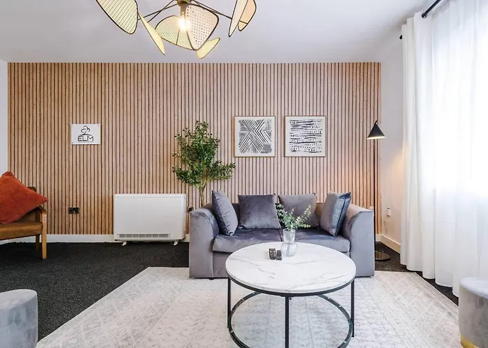 Appartement Modern Sleeps 4&free Parking *