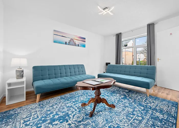 3bdr Gated Parking Near Centre *