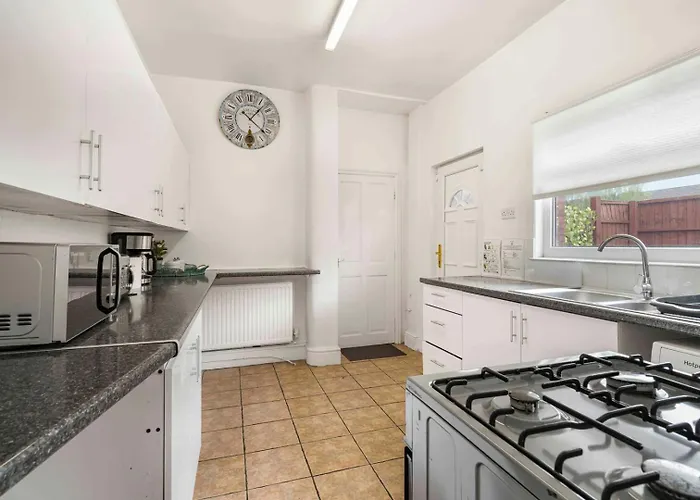 Guestready - Charming In Vibrant Levenshulme Penzion Manchester