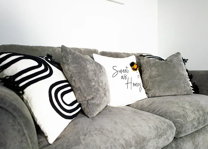 Coop Live Etihad Luxury Pad *