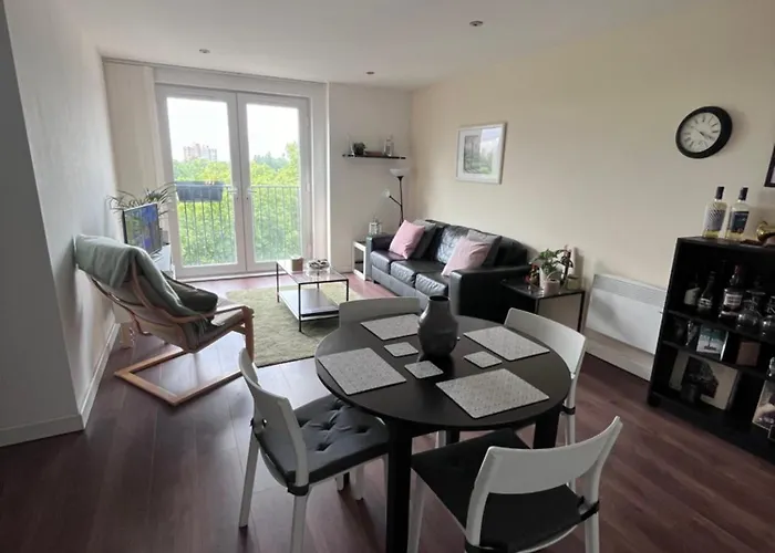 홈스테이 Double Bedroom - Private Bathroom - Centre *