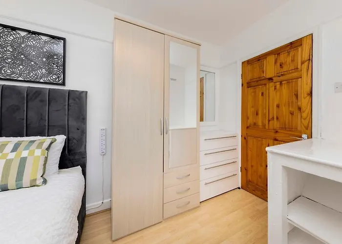 Charming Cosy - Your Retreat Awaits