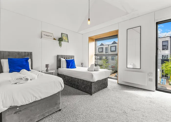 Σπίτι διακοπών Large Townhouse 5 Beds With Two Parking Spaces - Centre *