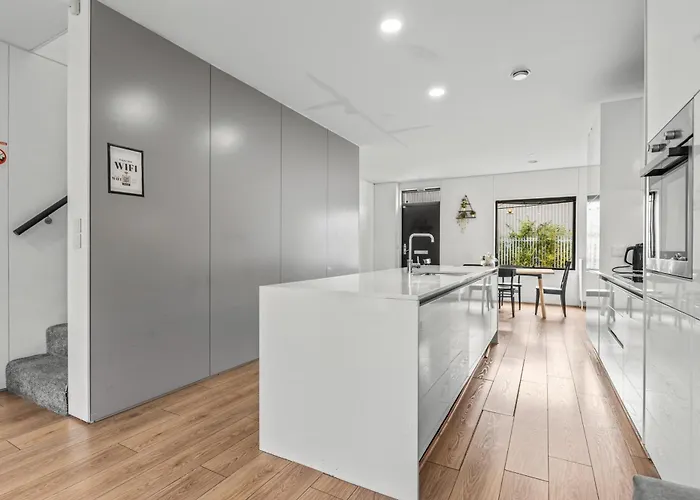 Σπίτι διακοπών Large Townhouse 5 Beds With Two Parking Spaces - Centre