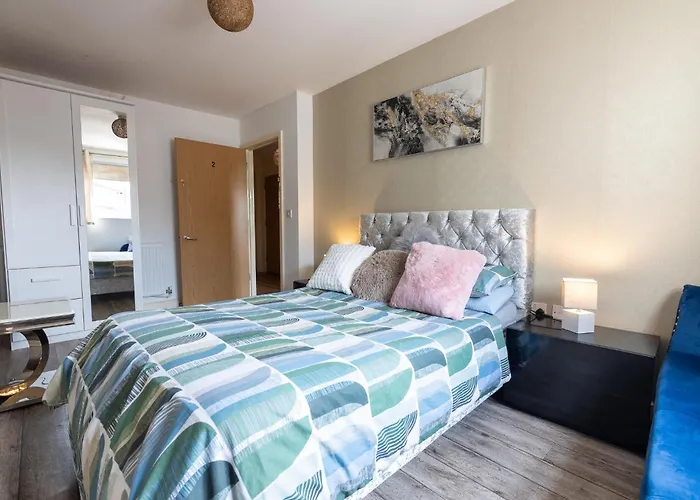 Five Star Rated * Manchester