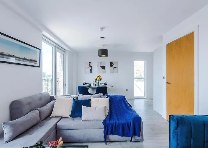 2br Chic And Stylish In Salford, Wifi, Kitchen, Parking With View * 맨체스터