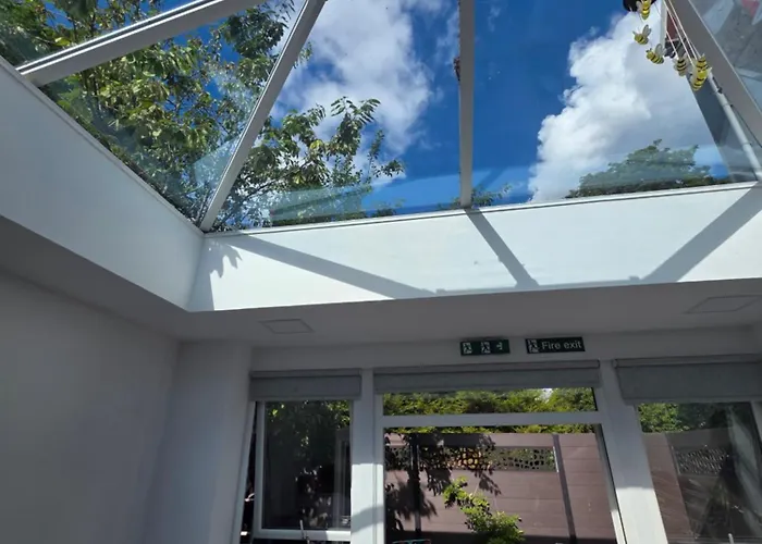 Bee Hive Flat * Manchester