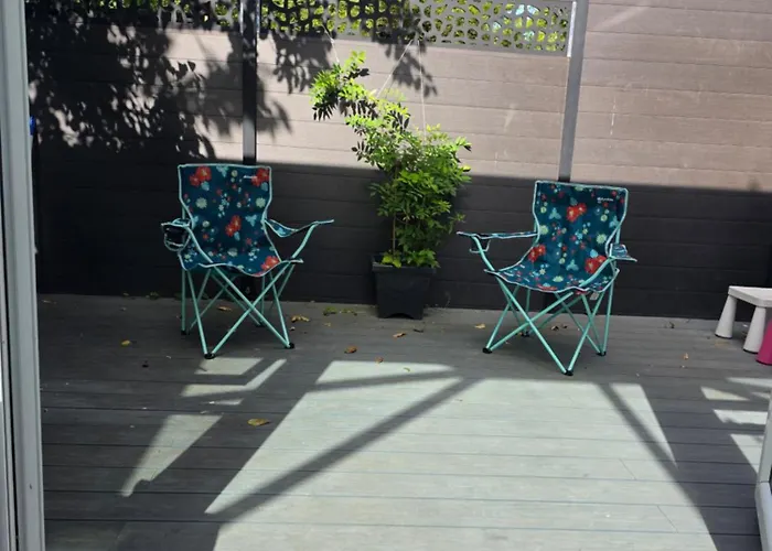 Konukevi Bee Hive Flat