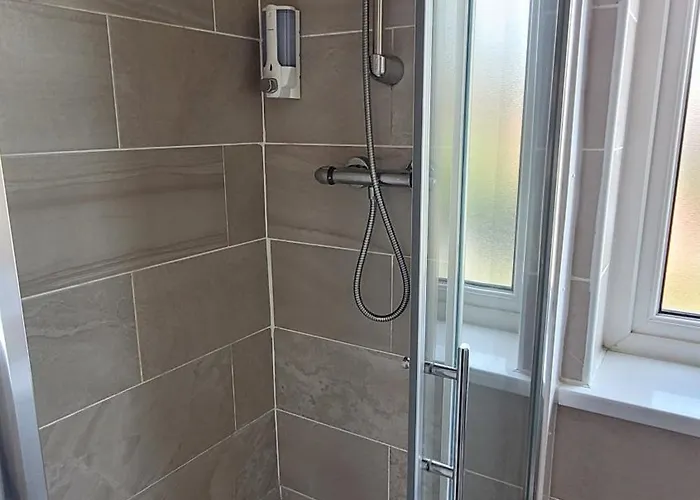 Park Crescent Πανσιόν 2*