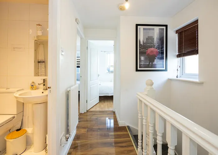 Serenity House 맨체스터