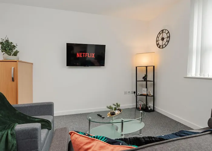 Trafford Apartmán *