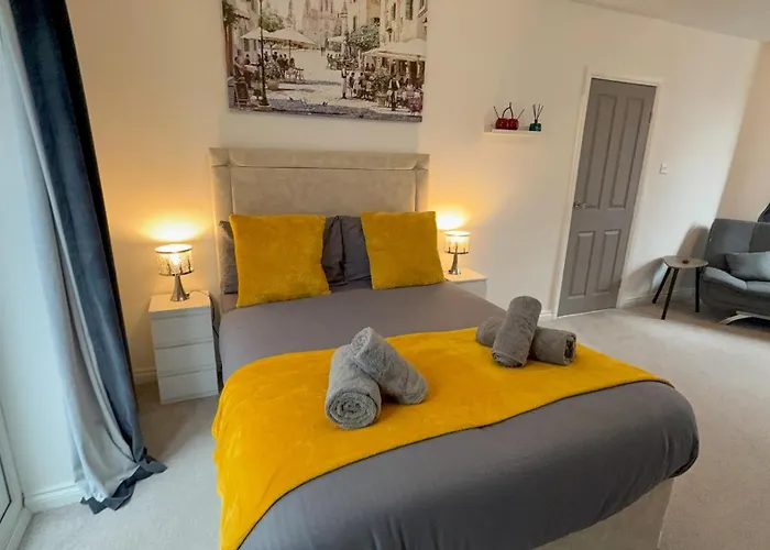 Contractor Stays, Fast Wifi, Free Parking, Work * Manchester