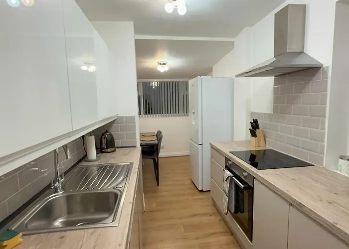 Contractor Stays, Fast Wifi, Free Parking, Work Lejlighed *