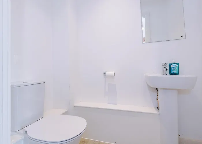 Monthlyescape Family Leisure Wifi Sleeps4 *