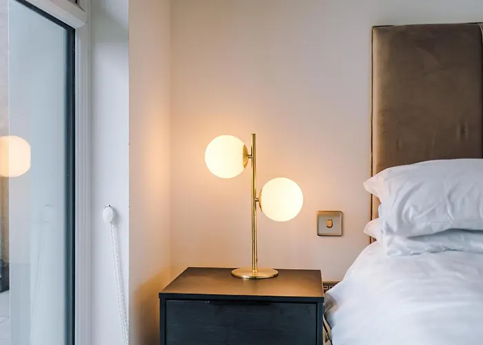 Monthlyescape Family Leisure Wifi Sleeps4 Daire