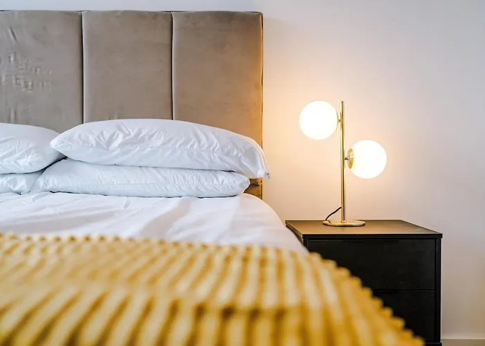 Monthlyescape Family Leisure Wifi Sleeps4 *