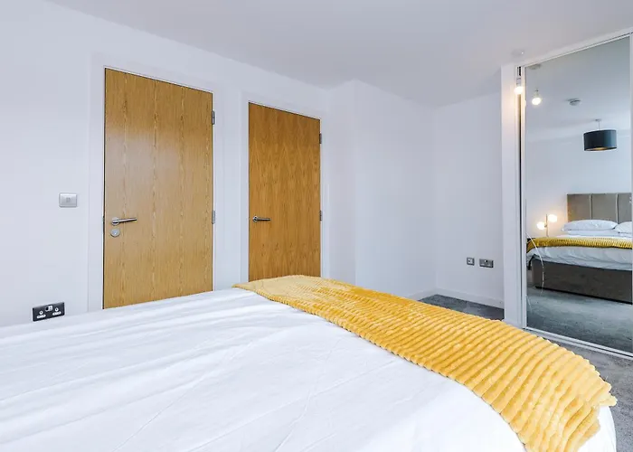 Monthlyescape Family Leisure Wifi Sleeps4 Apartament Manchester