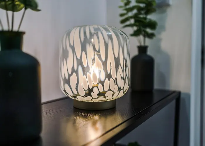 Charming Salford, Staycation, Wifi, Sleeps 5 Apartman *