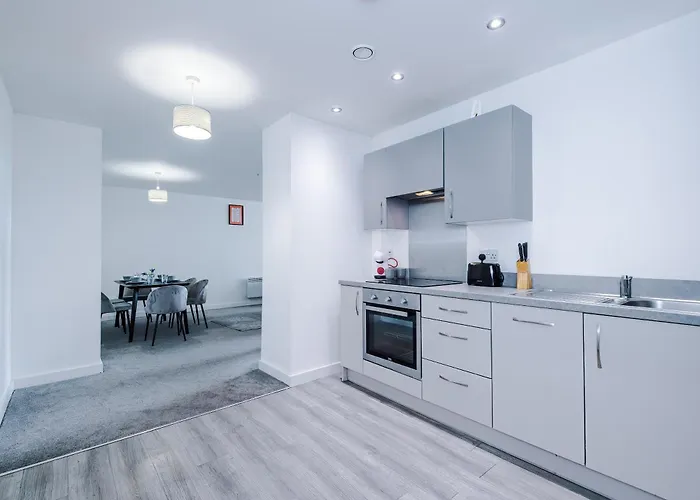 Charming Salford, Staycation, Wifi, Sleeps 5 아파트 맨체스터