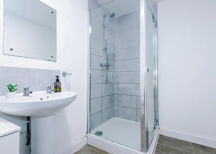 아파트 Charming Salford, Staycation, Wifi, Sleeps 5 맨체스터