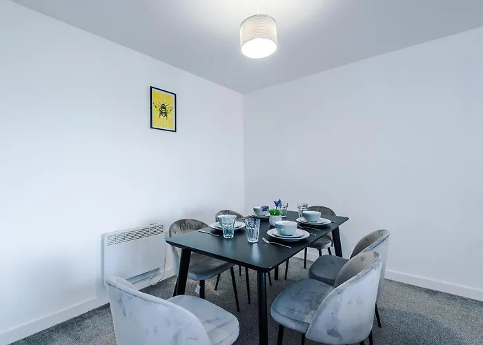Apartman Charming Salford, Staycation, Wifi, Sleeps 5 Manchester