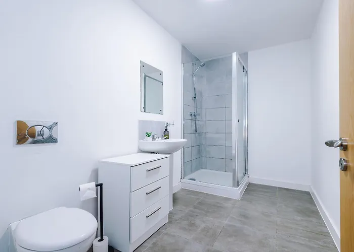 Lejlighed Charming Salford, Staycation, Wifi, Sleeps 5