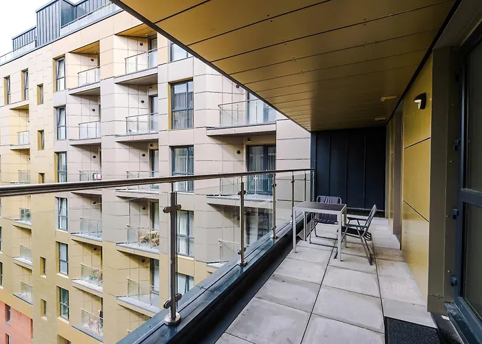 Lejlighed Charming Salford, Staycation, Wifi, Sleeps 5