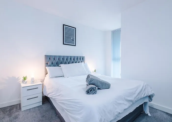 Charming Salford, Staycation, Wifi, Sleeps 5 Lejlighed Manchester