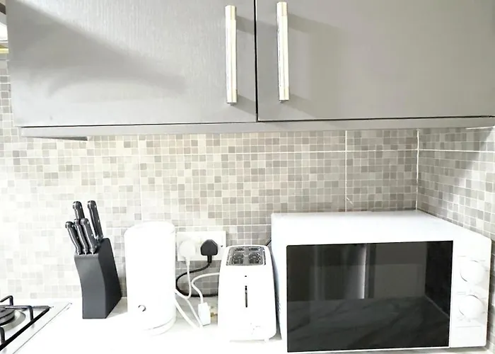 別荘 Stylish 3 Bedroom House 60 - Free Parking