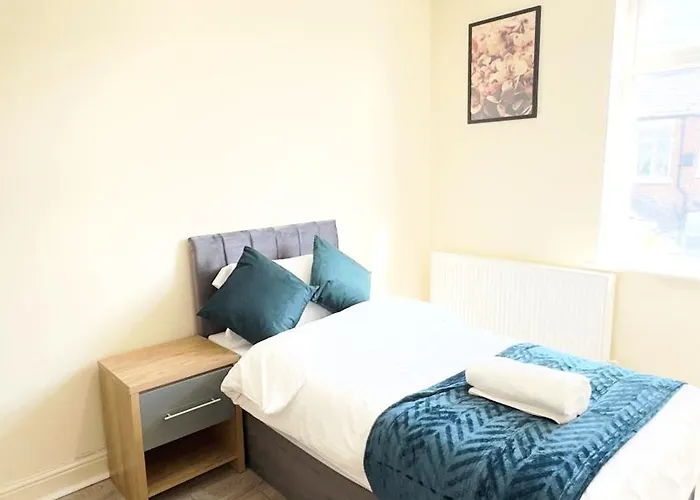 Casa de Férias Stylish 3 Bedroom House 60 - Free Parking *